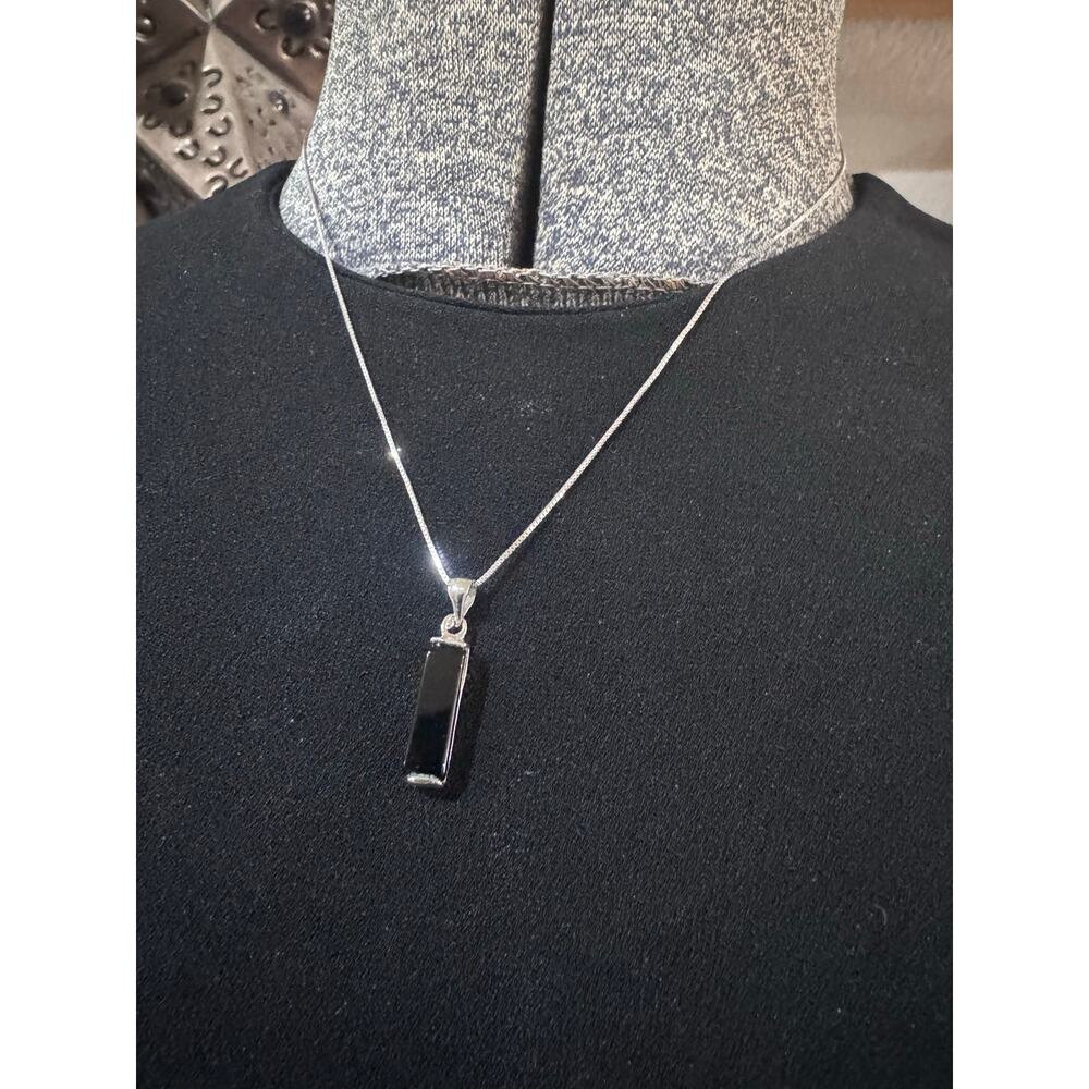 925 Sterling Silver Black Onyx Bar Pendant Necklace – Minimalist Vintage Style - Picture 5 of 8